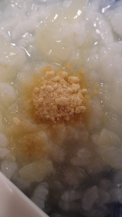月齢が進んでいるので、みじん切りで冷凍しておいた玉ねぎ氷を使って作りました～(*^o^*)