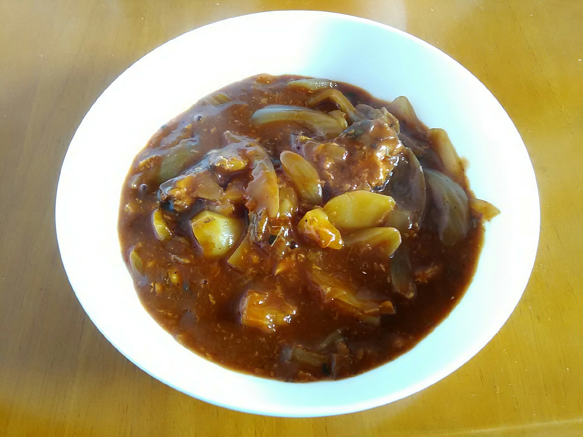 サバ缶で肉なしハッシュドビーフ