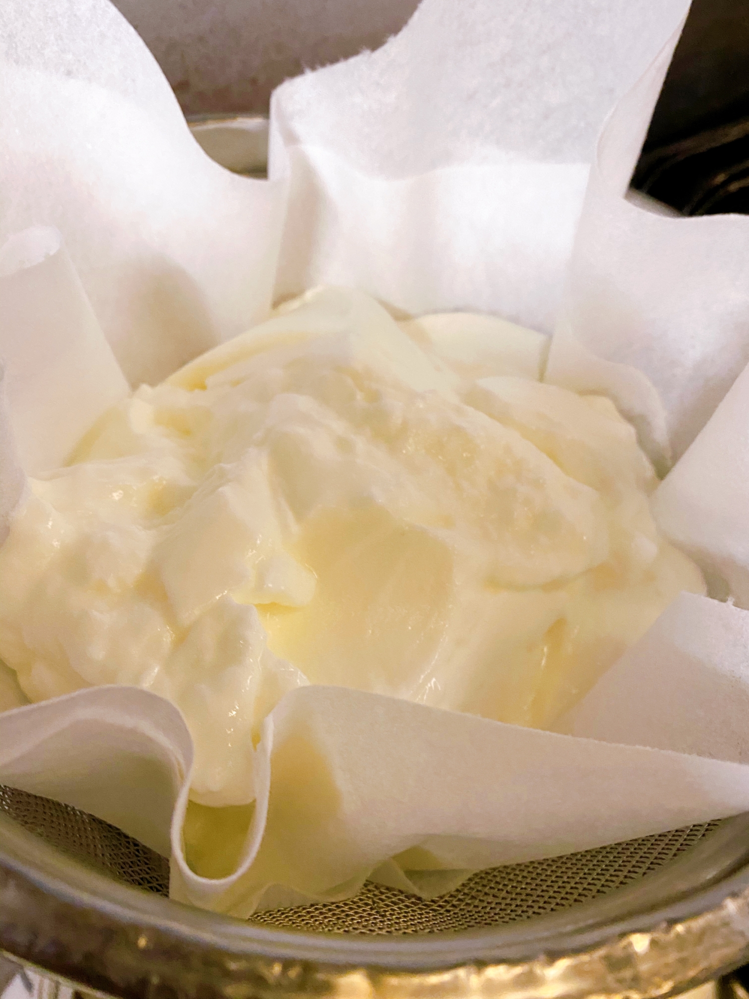 水切りヨーグルトでラバネ(ヨーグルトチーズ)作り