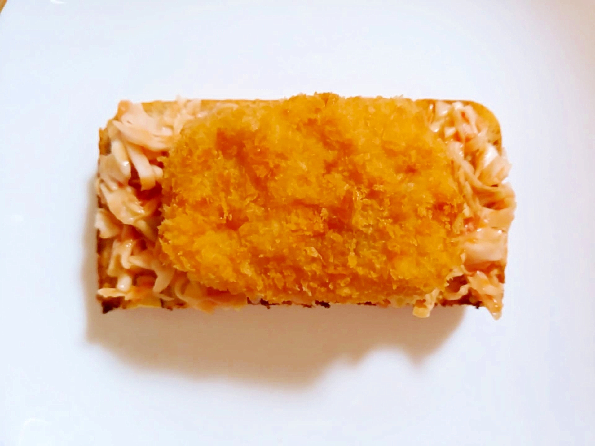 薩摩芋コロッケケチャップキャベツトースト