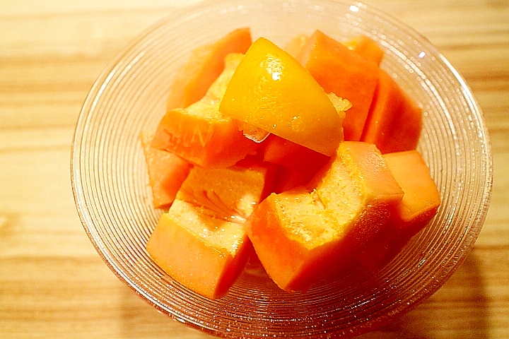 簡単美味しく パパイア パパイヤ の塩レモンがけ レシピ 作り方 By Seika A 楽天レシピ 簡単美味しく パパイア パパイヤ の塩レモンがけ レシピ 作り方 By Seika A 楽天レシピ