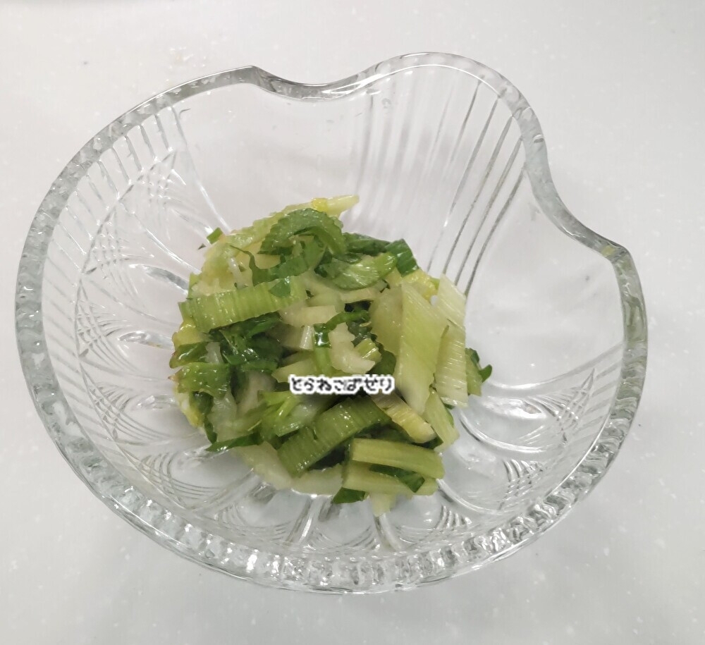 やみつきセロリ