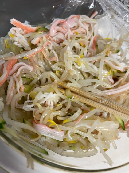 もやしとカニカマの中華和え