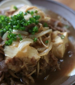 ちょっと甘めな肉豆腐