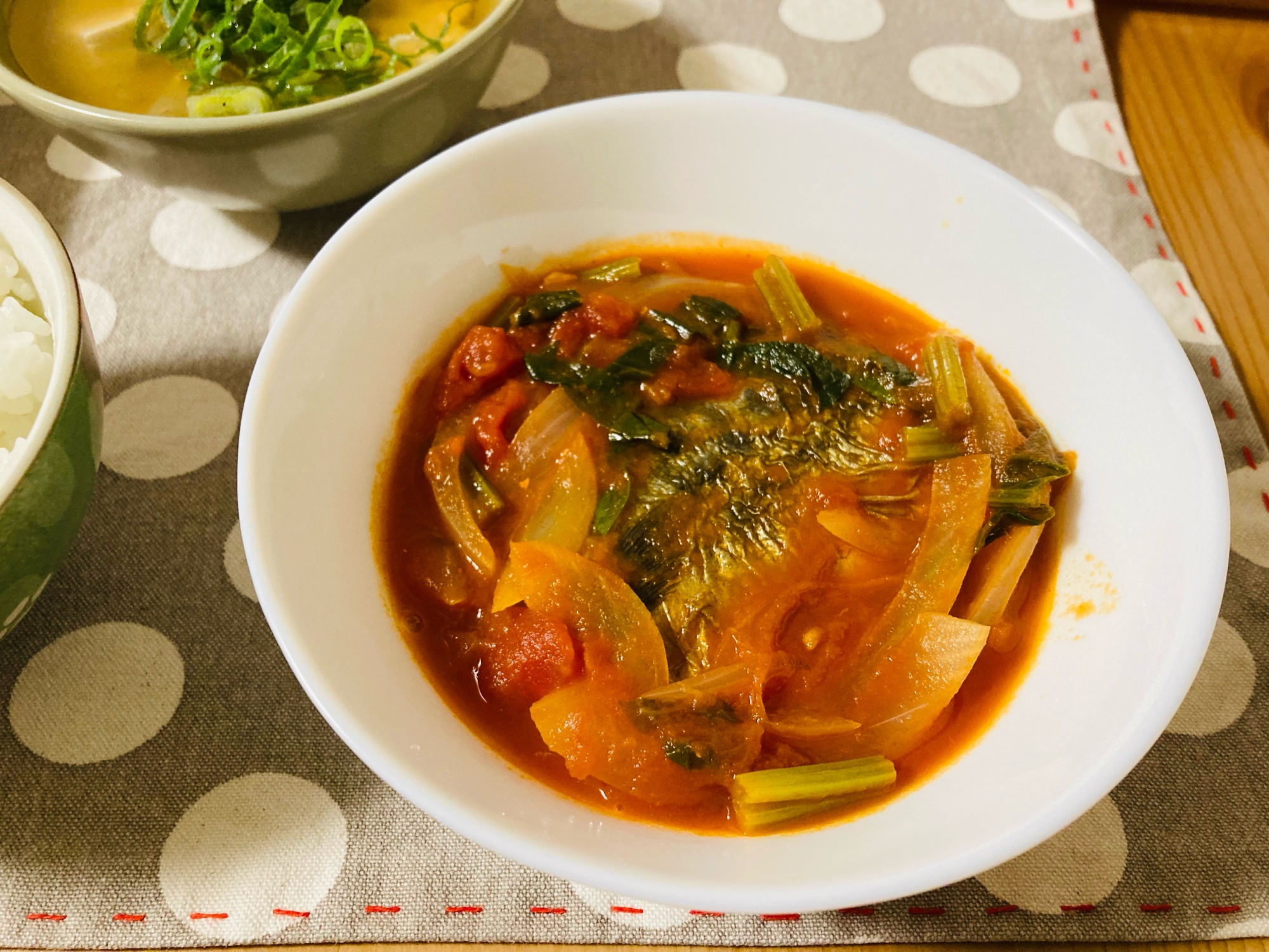 簡単美味しい！塩さばのトマト煮