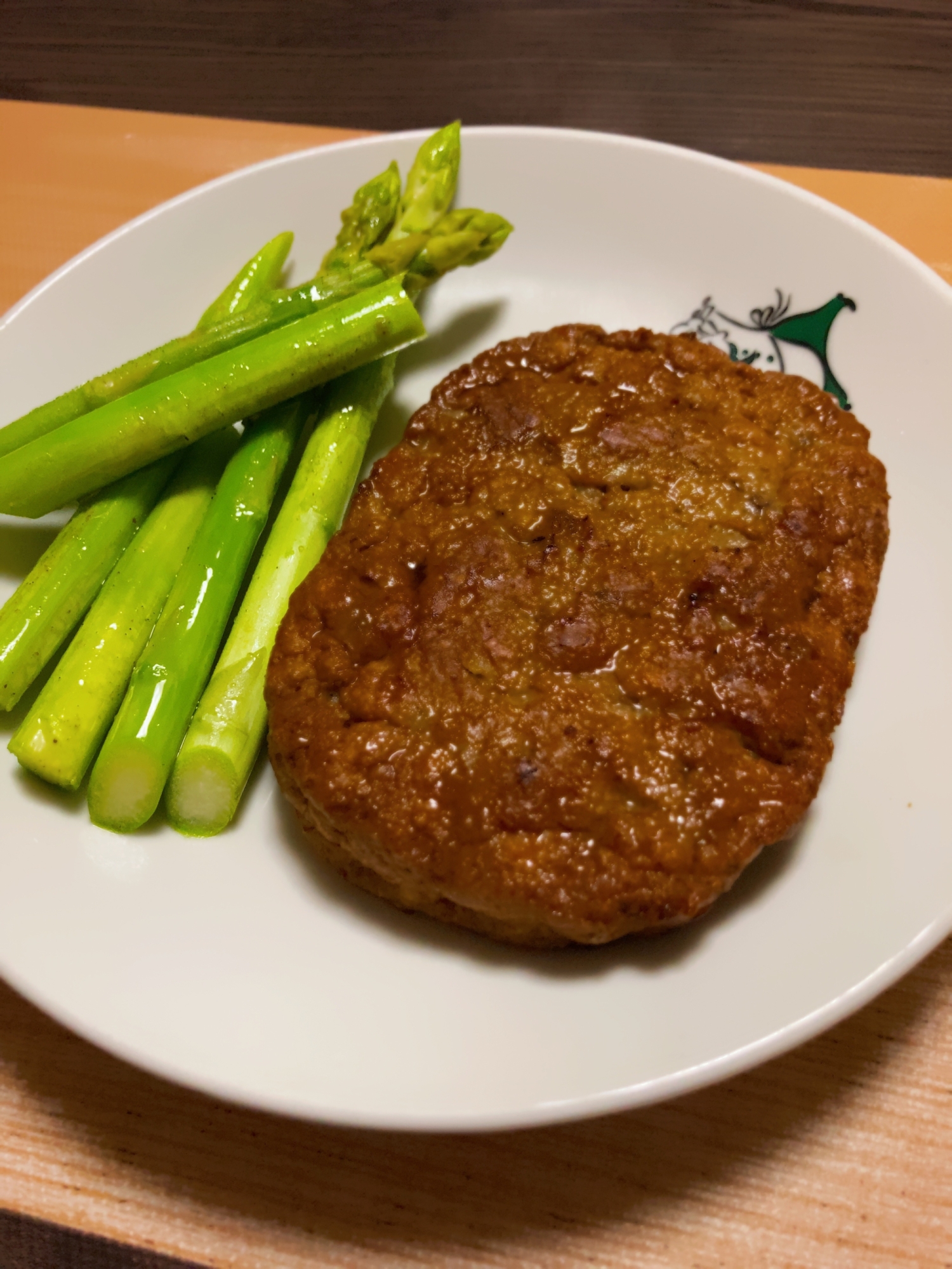 マルシンハンバーグとアスパラ炒め レシピ 作り方 By 桜 咲子 楽天レシピ