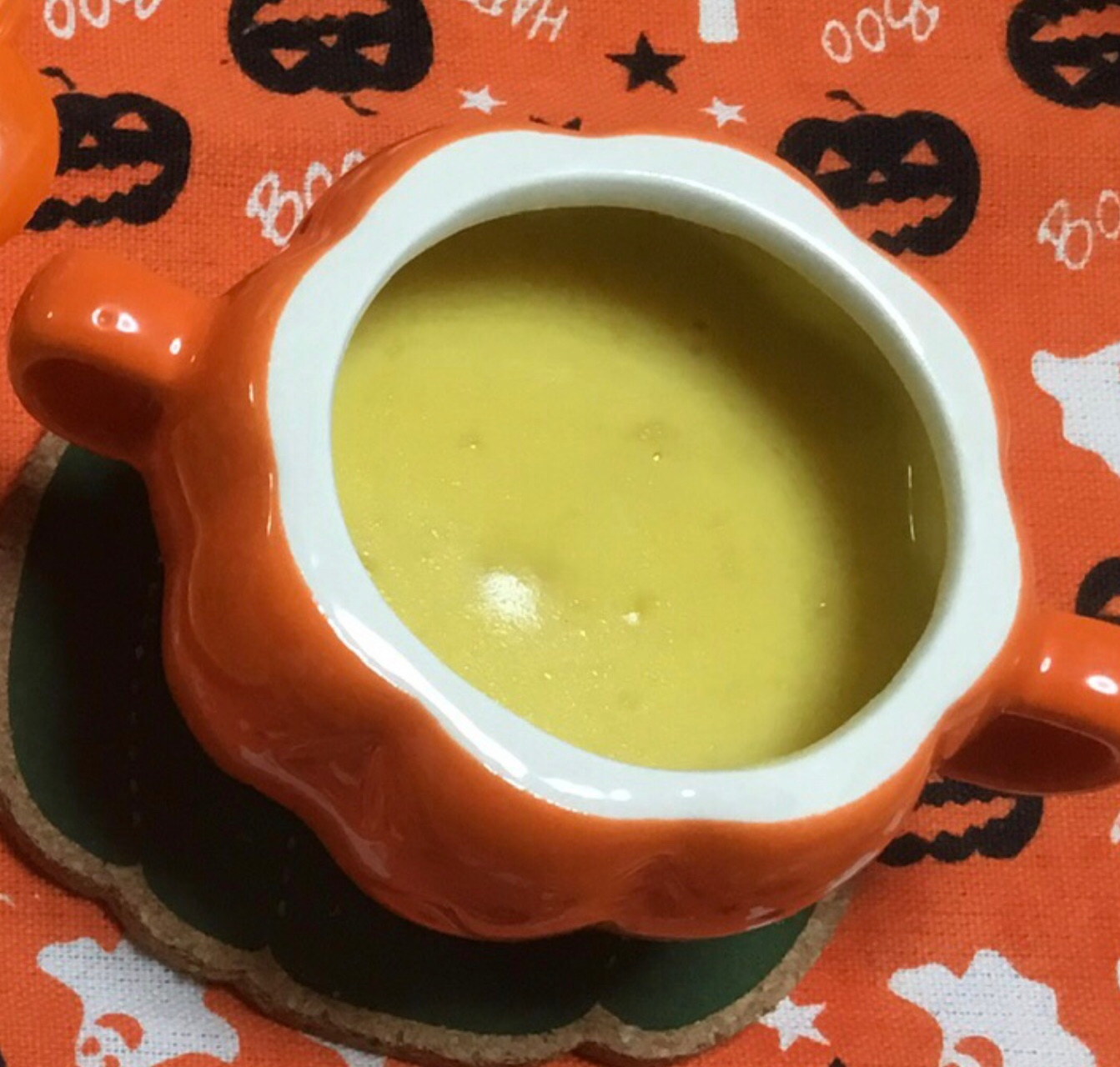 ハロウィンにもぴったりのかぼちゃスープ