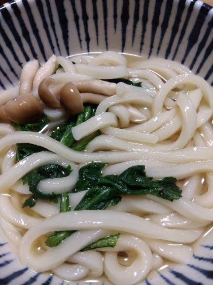 水菜と蒲鉾のうどん