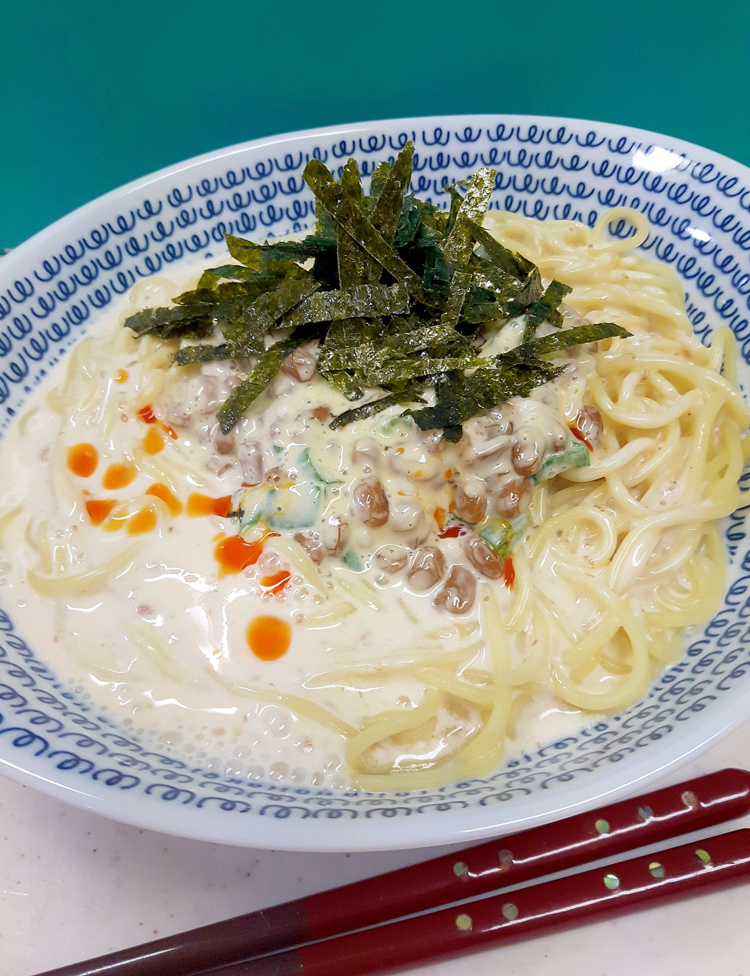 簡単！オクラと納豆の冷やし中華・ゴマ豆乳マヨダレ♪