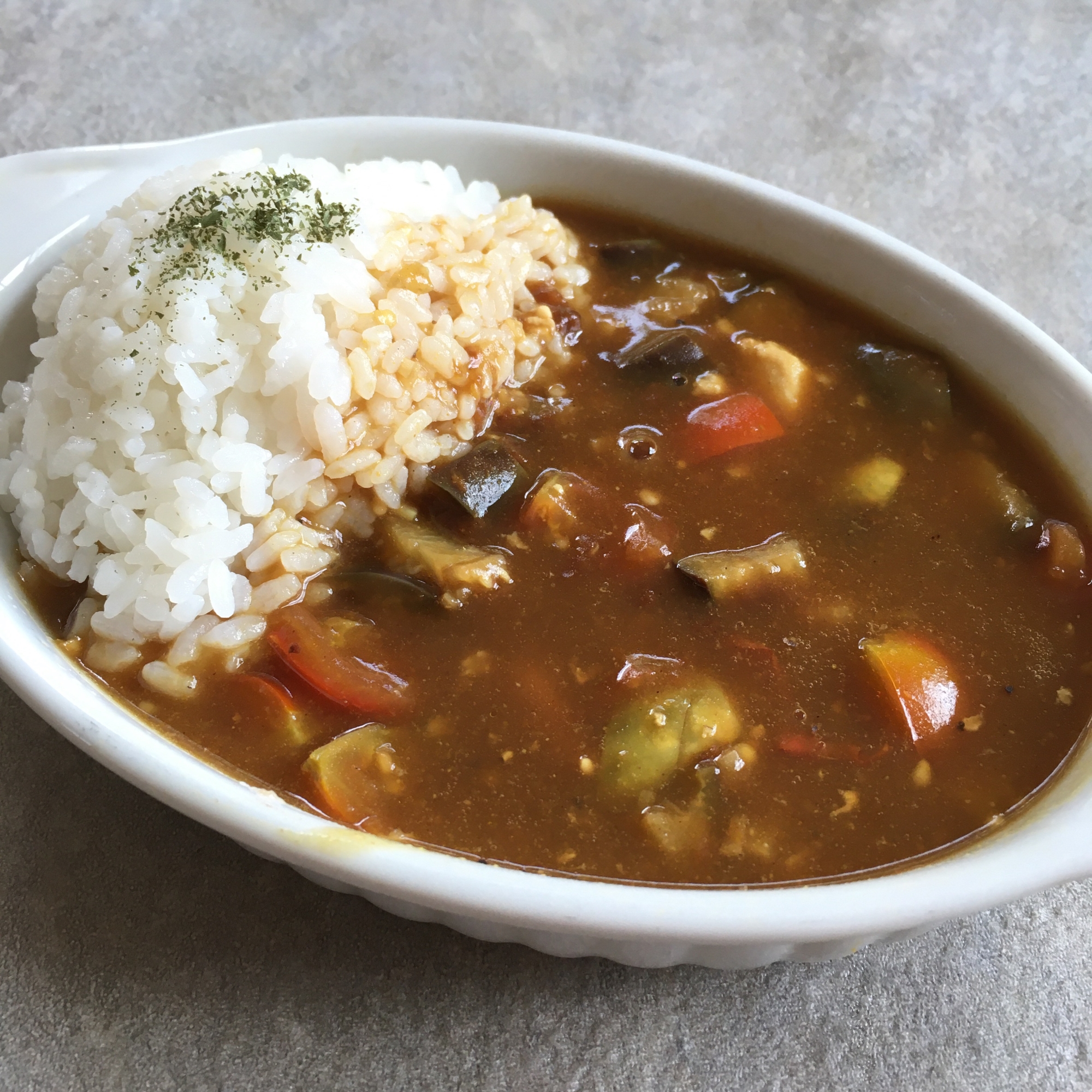 トマトとナスのチキンカレー♪