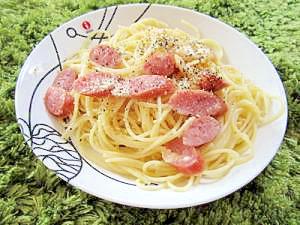 簡単シンプル★ウィンナーチーズパスタ