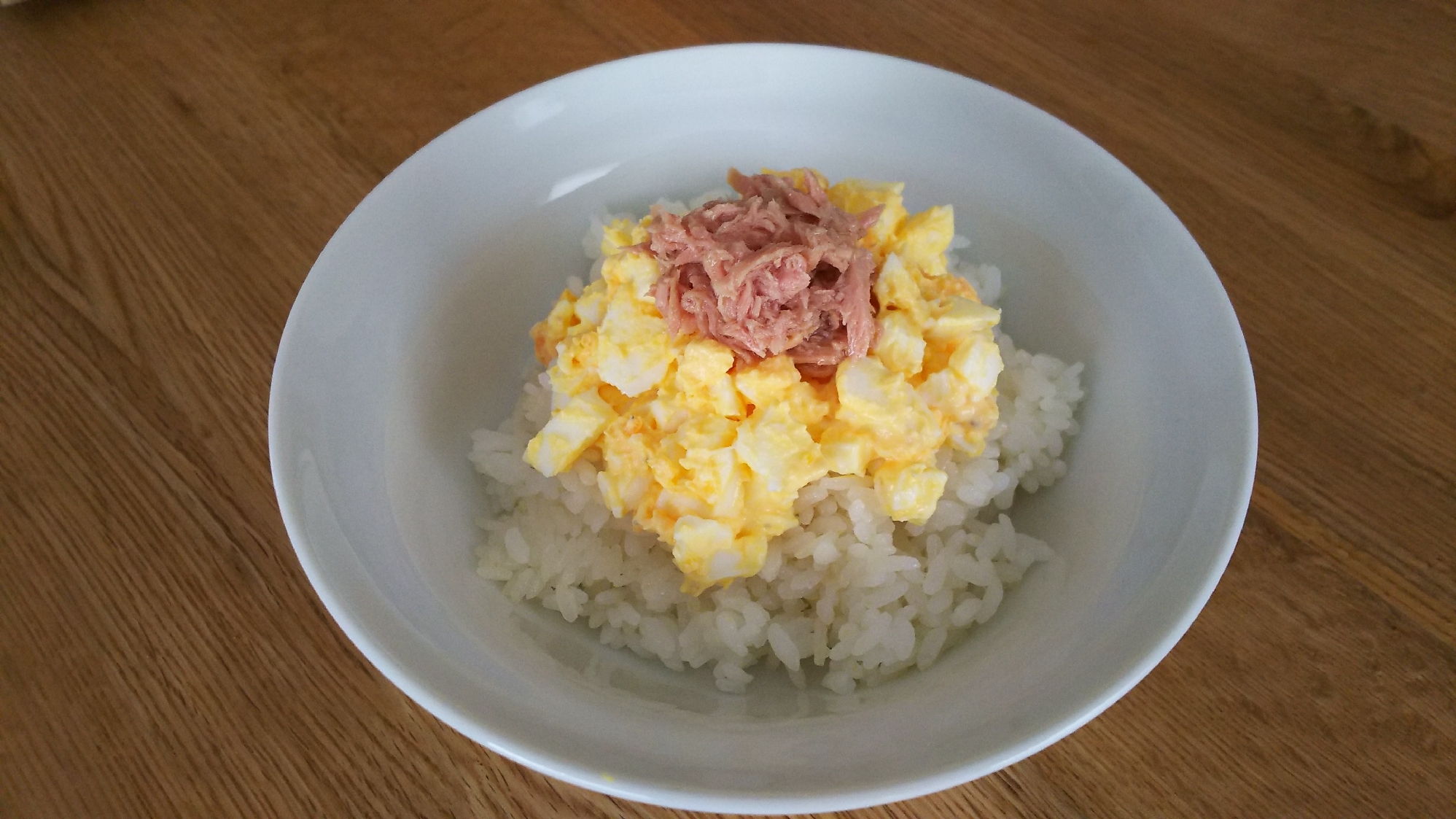 子供のお昼ご飯☆卵ツナ丼