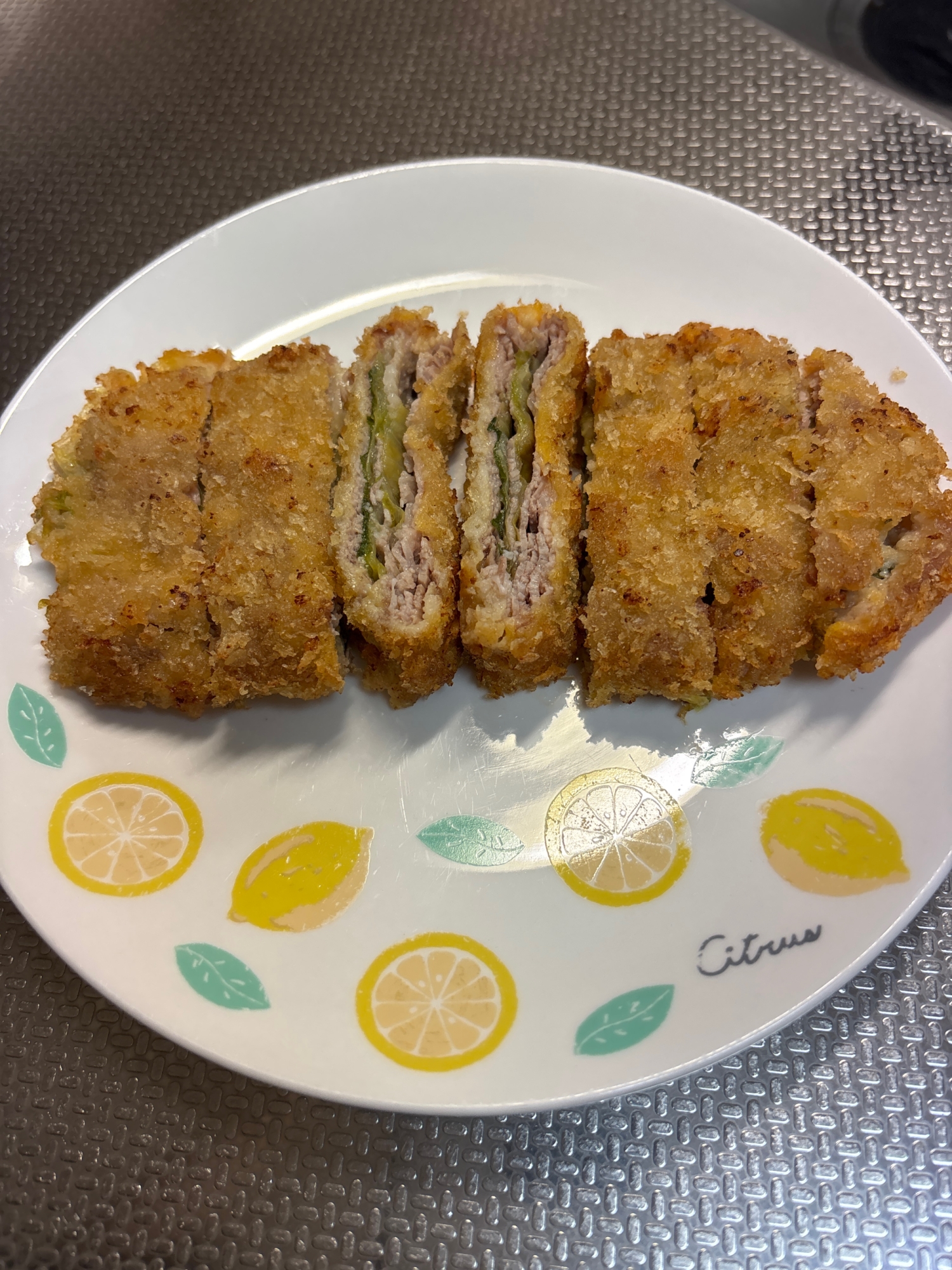 レタスと大葉のミルフィーユカツレツ