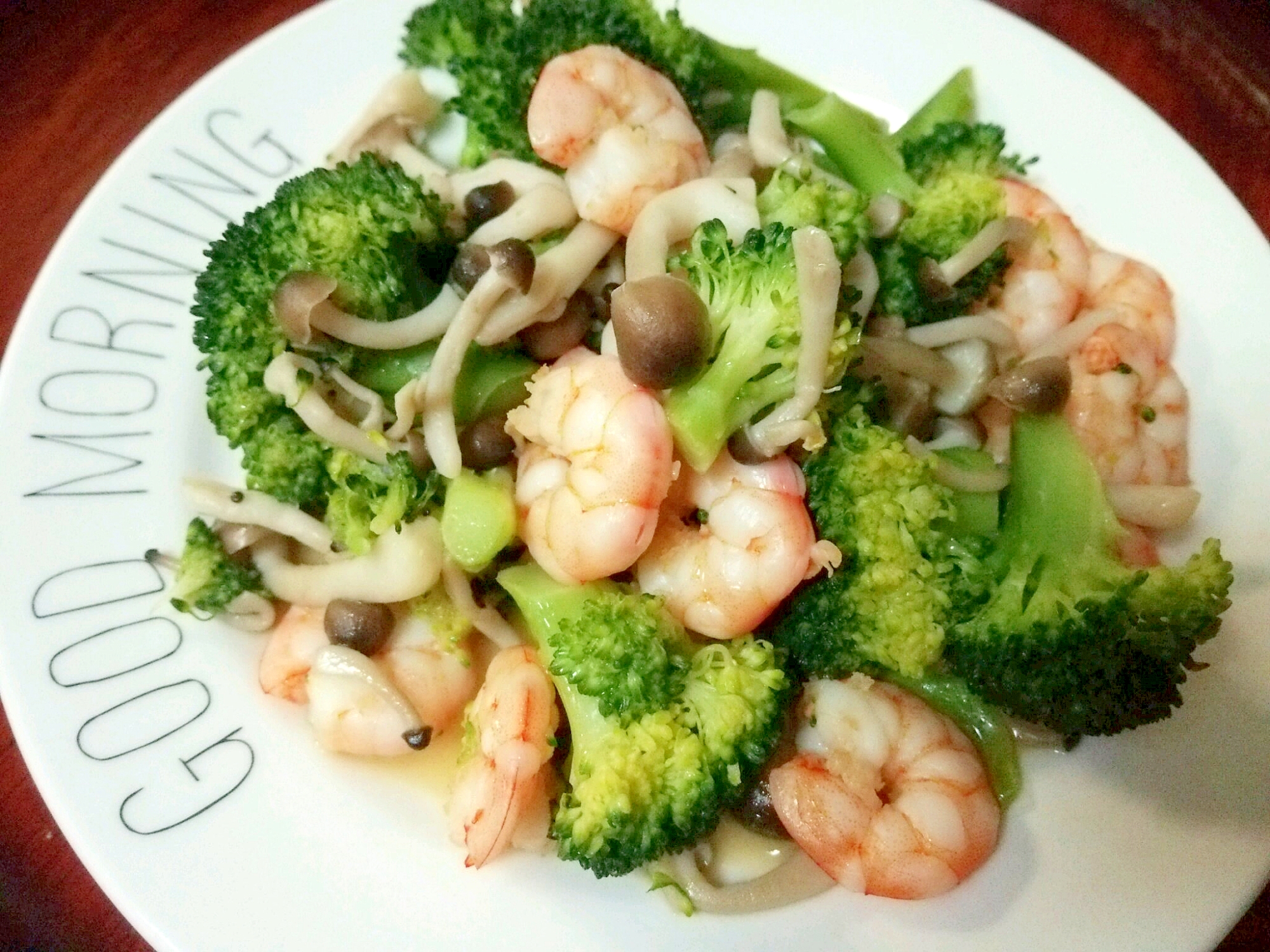 お弁当に 海老とブロッコリーのバターソテー レシピ 作り方 By あいぼそ 楽天レシピ