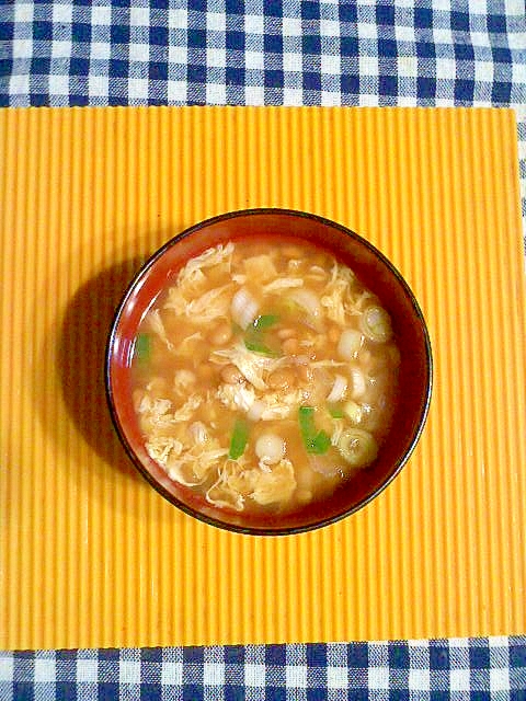 納豆と卵の味噌汁♪