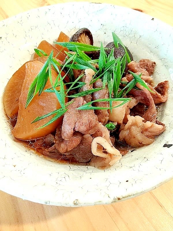 干し椎茸と戻し汁♯牛肉と大根の煮物