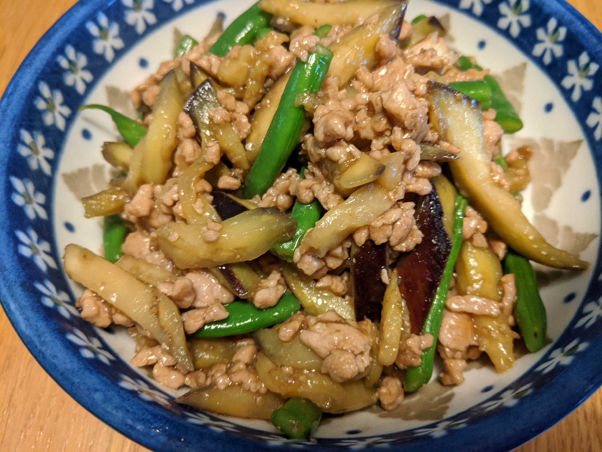 茄子とひき肉の味噌炒め