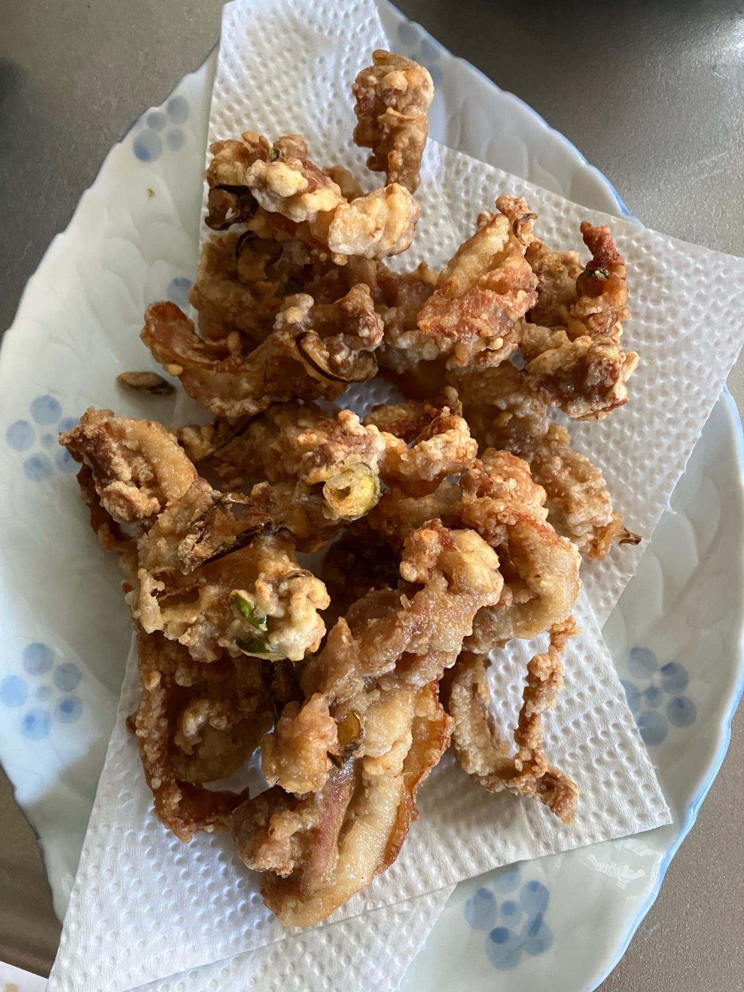 鶏もも肉の細切り唐揚げ