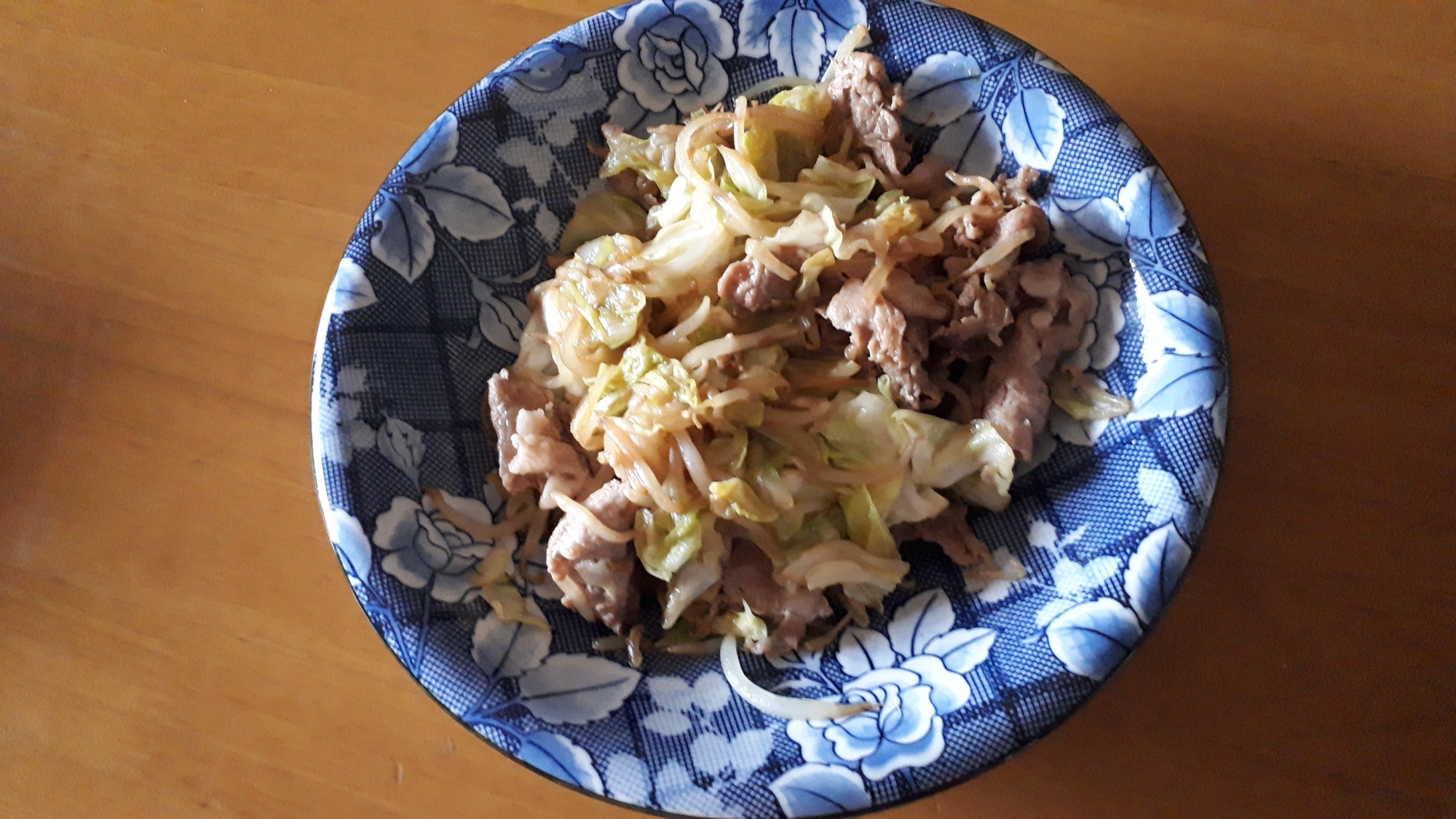 豚肉 キャベツ もやしの鶏ガラ炒め レシピ 作り方 By みぽりん9215 楽天レシピ