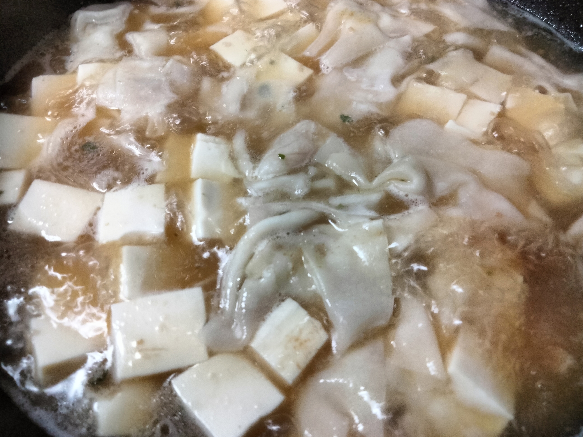 豆腐入りワンタンスープ