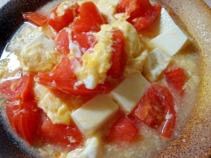卵とトマトのあん豆腐