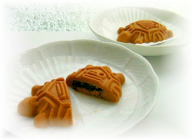 台湾のピーナッツ菓子「平安亀」もどき（その1）