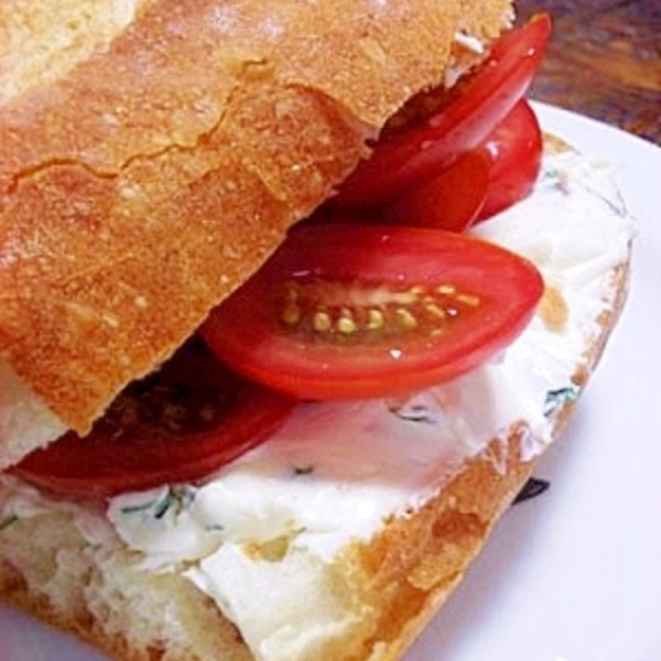 朝食に 香草クリームチーズとトマトのバゲットサンド レシピ 作り方 By 一点集中力 楽天レシピ 朝食に 香草クリームチーズとトマトのバゲットサンド レシピ 作り方 By 一点集中力 楽天レシピ