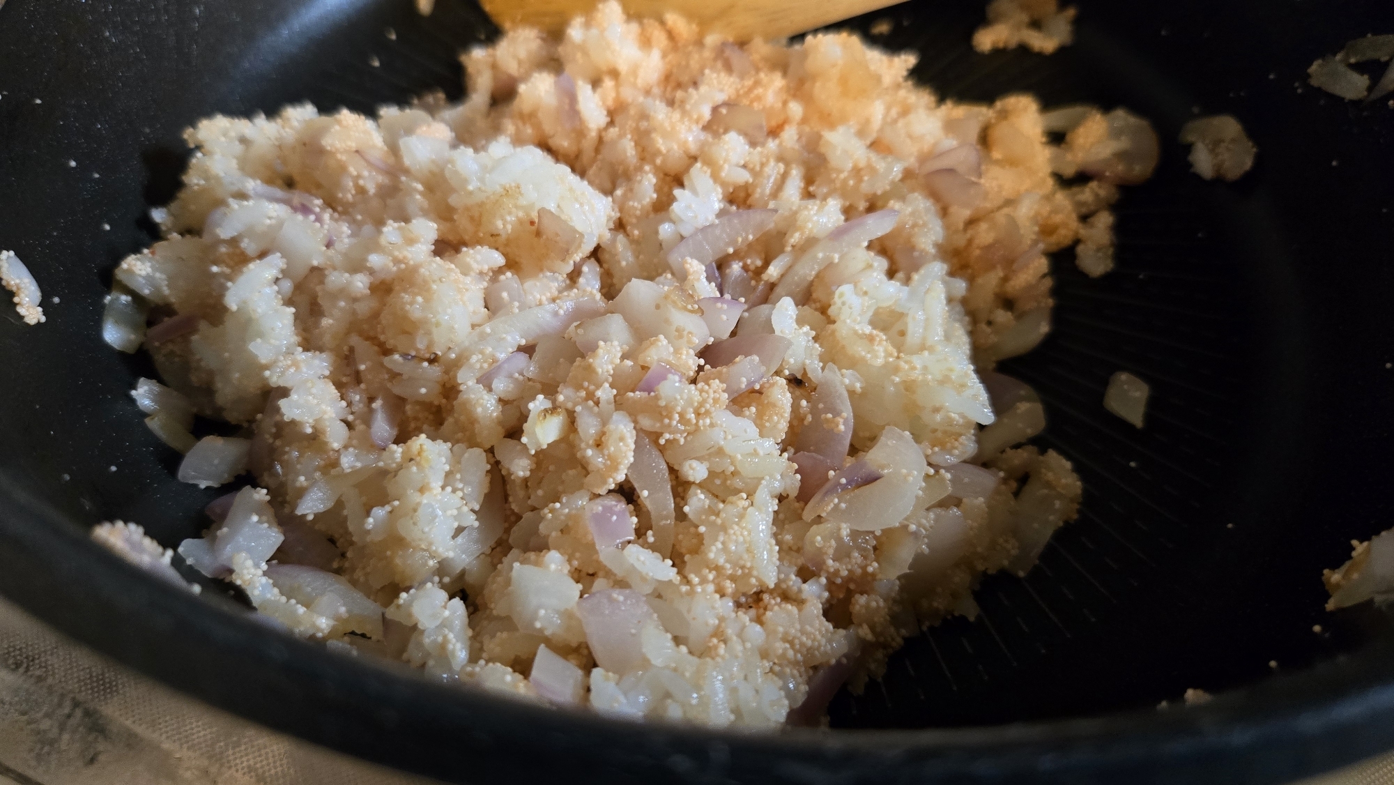 簡単！赤玉ねぎと明太子の炒飯