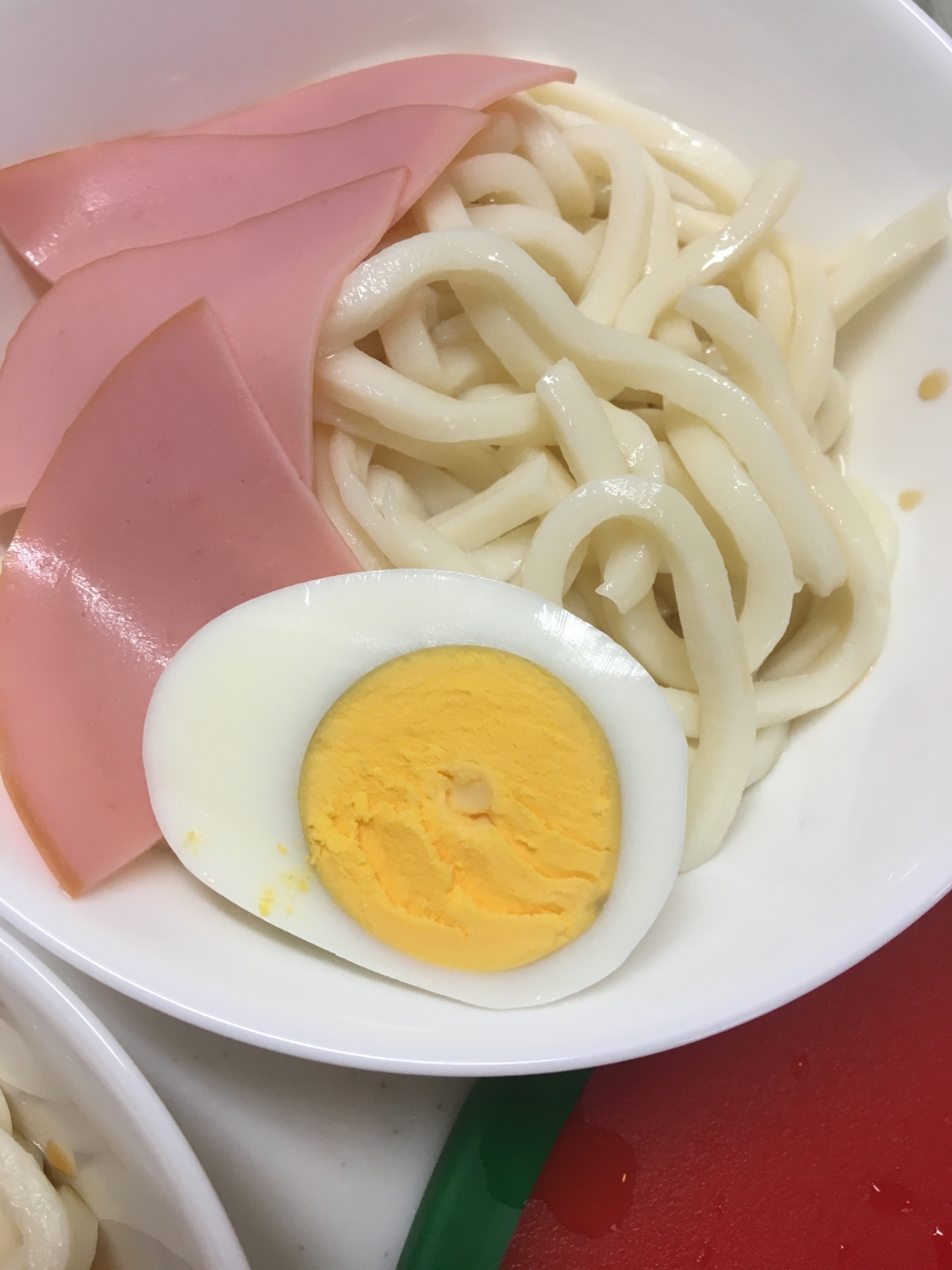 ゆで卵とロースハムの冷やしうどん(^^)