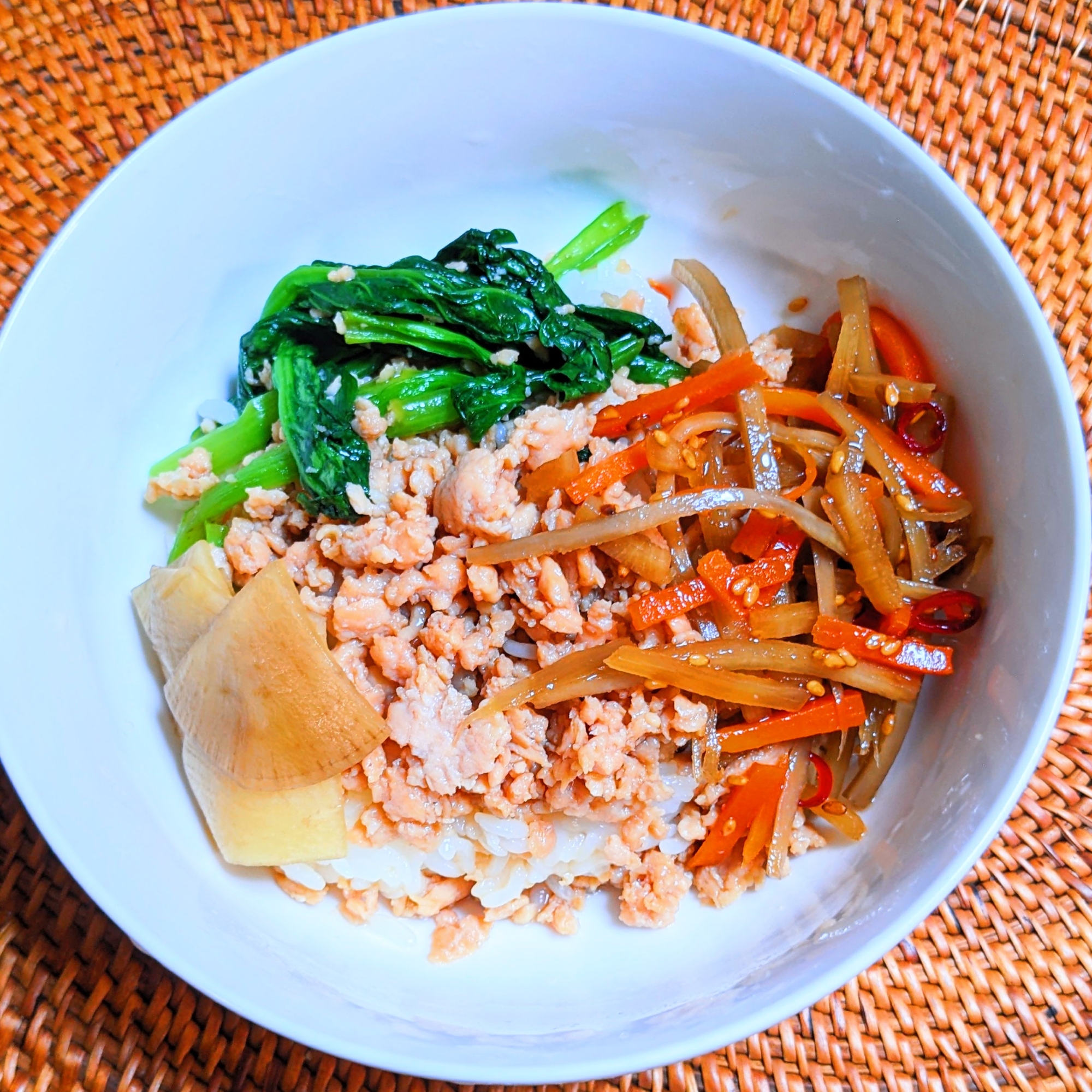 鶏そぼろご飯