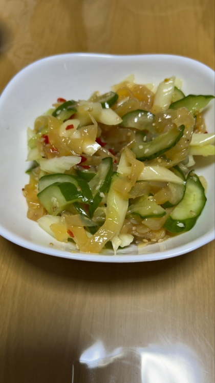 セロリときゅうりの中華くらげ和え