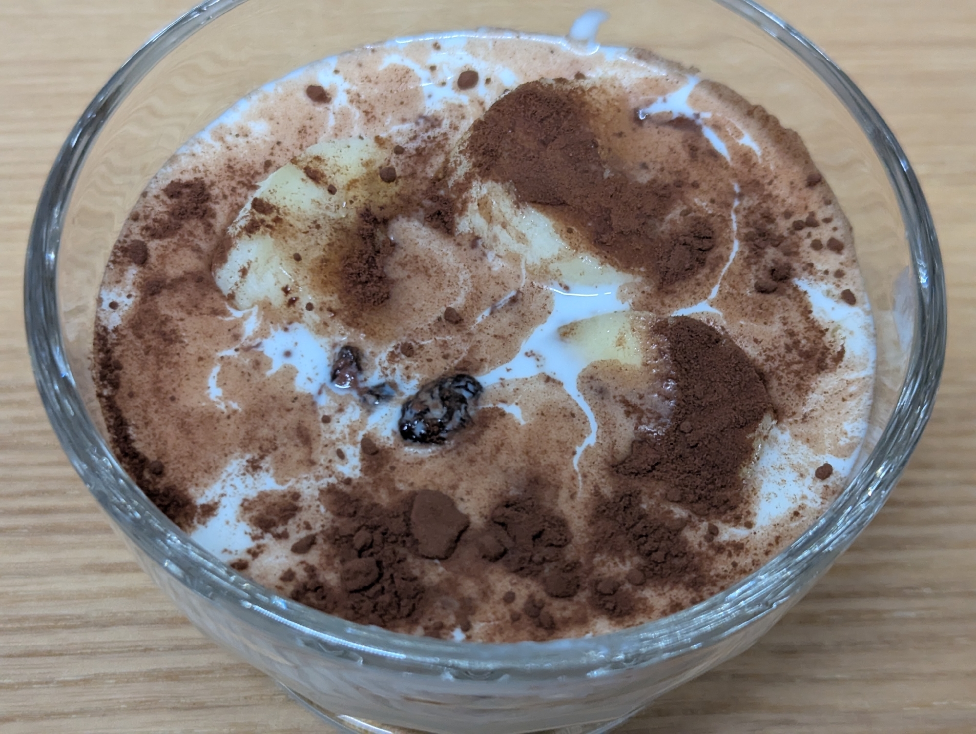 バナナとレーズンのココアミルクなヨーグルト