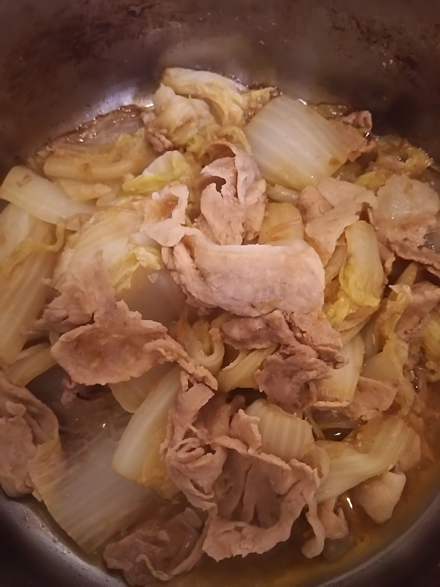 白菜たっぷり(^^)豚肉と白菜の鰹節煮