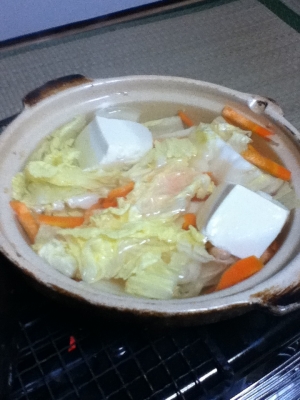 鶏がらスープde冬野菜入り豆腐鍋