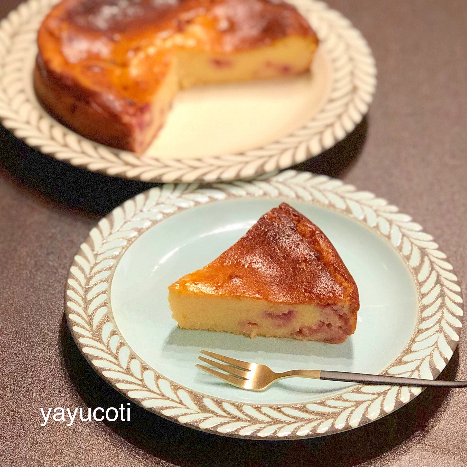水切り不要!HMで簡単!いちご入りヨーグルトケーキ