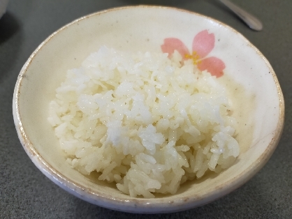 パッと見、こんにゃく入りとは全く気付きません！味や匂い等も特に気にならず、食べることができました。