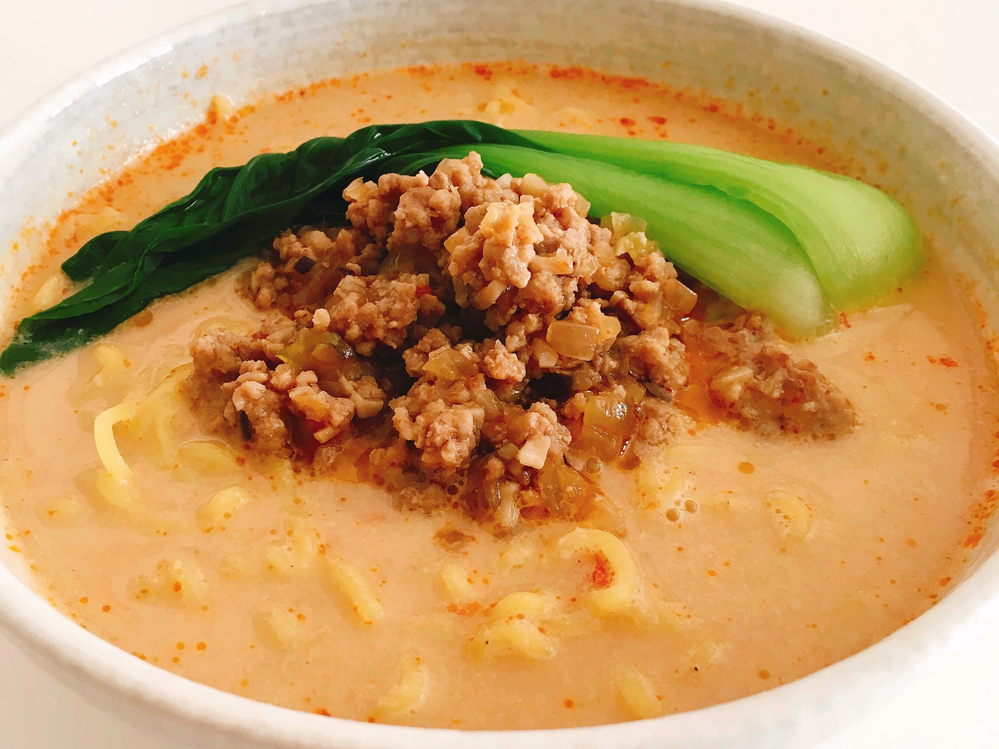 牛乳で簡単！まろやか白胡麻坦々麺 レシピ・作り方 by 新米幸せママ  