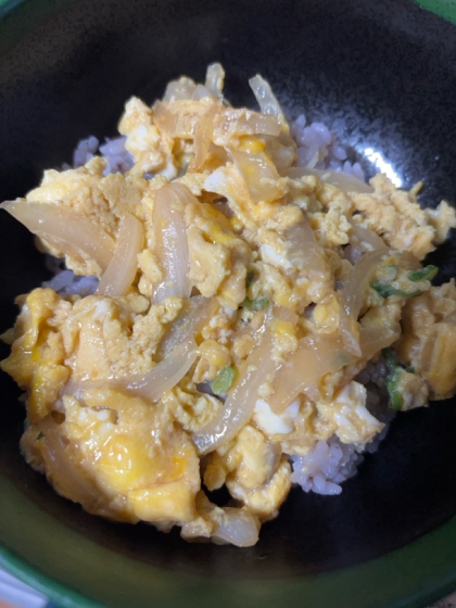 ふんわり炒り卵のっけご飯