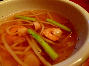 さっぱり生姜風味☆海老ともやしの中華とろみスープ