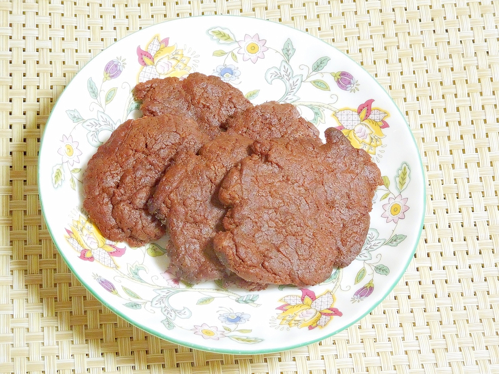 材料２つ☆ザクザク焼きチョコ風クッキー