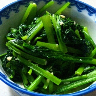 小松菜だけ さっと簡単一品 小松菜のにんにく炒め レシピ 作り方 By りー子123 楽天レシピ 小松菜だけ さっと簡単一品 小松菜のにんにく炒め レシピ 作り方 By りー子123 楽天レシピ