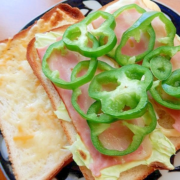 味付け簡単で美味❤ベーコンとチーズのホットサンド♪