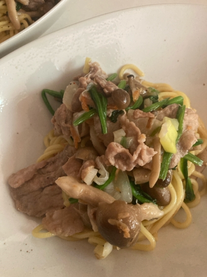 豚肉・ほうれん草で。ネギ塩焼きそば