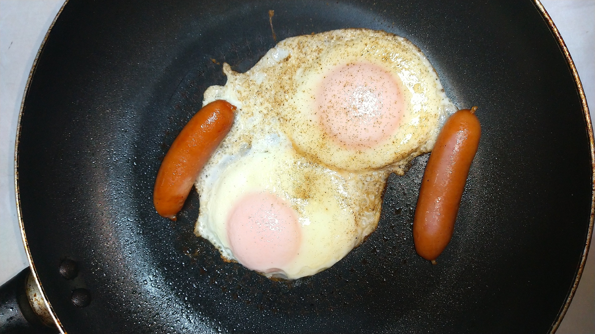 ウインナー目玉焼き