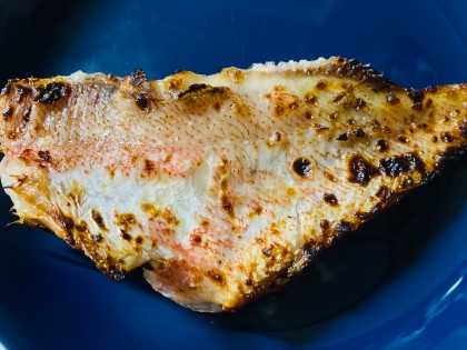 フライパンで焼く赤魚の粕漬け