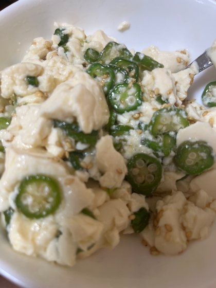 オクラと豆腐のネバネバごまサラダ☆