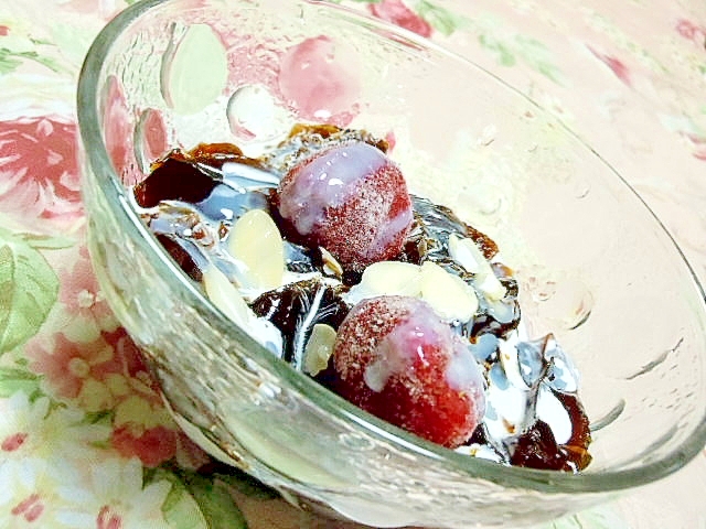 ❤冷凍苺とナッツの練乳コーヒーゼリー❤