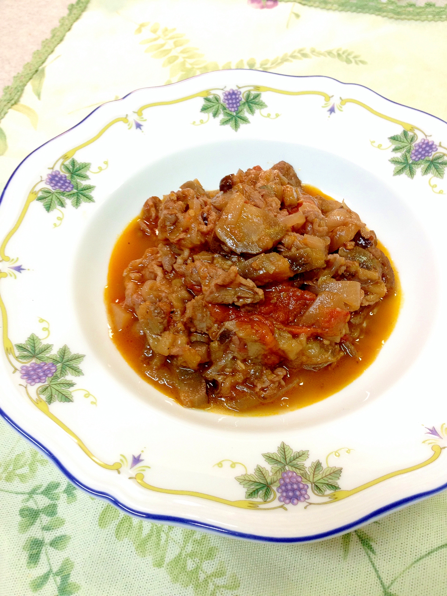 牛肉と茄子のトマト煮込み