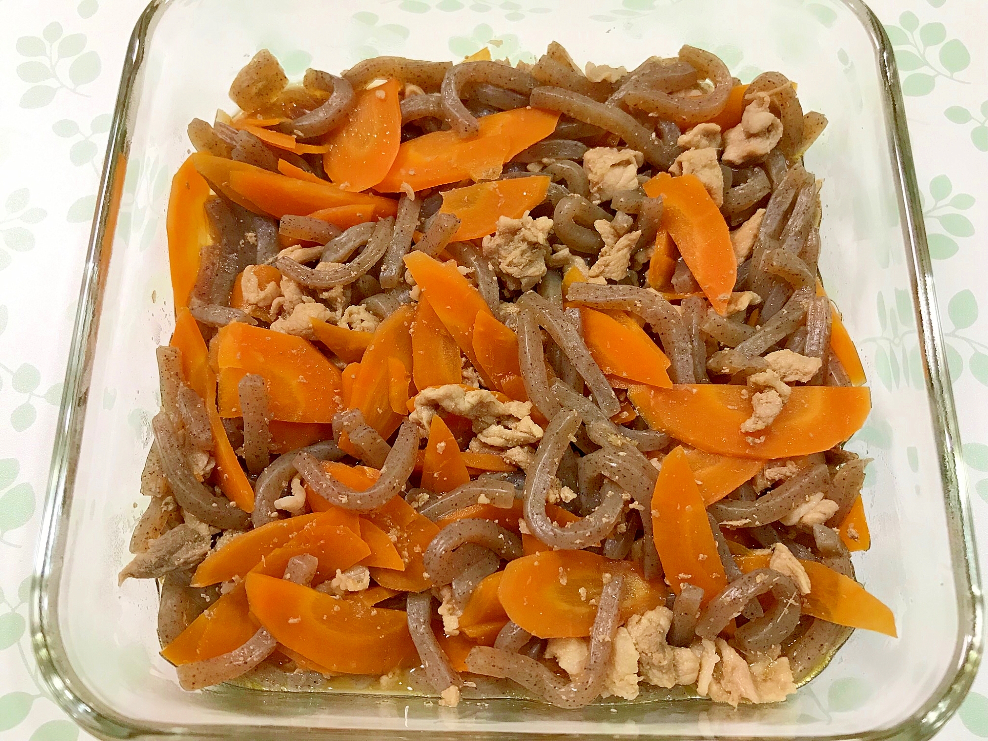 こんにゃくと豚肉の煮物 レシピ 作り方 By もぐもぐばばち 楽天レシピ