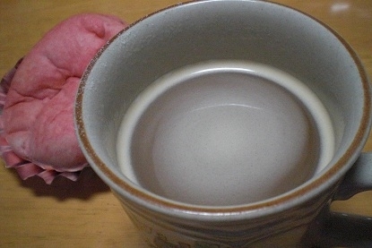 レギュラーコーヒーで作りました。
黒砂糖のコクのある甘さが良いですね。
とっても美味しかったです。
ごちそうさまでした。
(#^.^#)